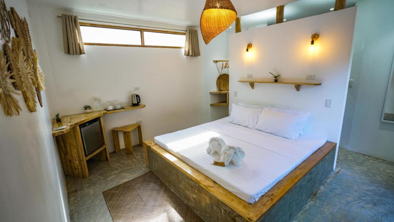 Serenity Hotel El Nido Bagian luar foto